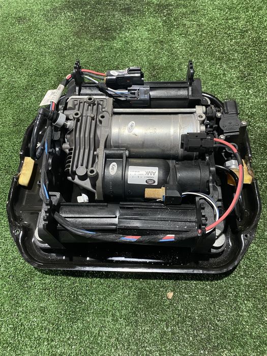 Компресор Пневмопідвіски Range Rover L322