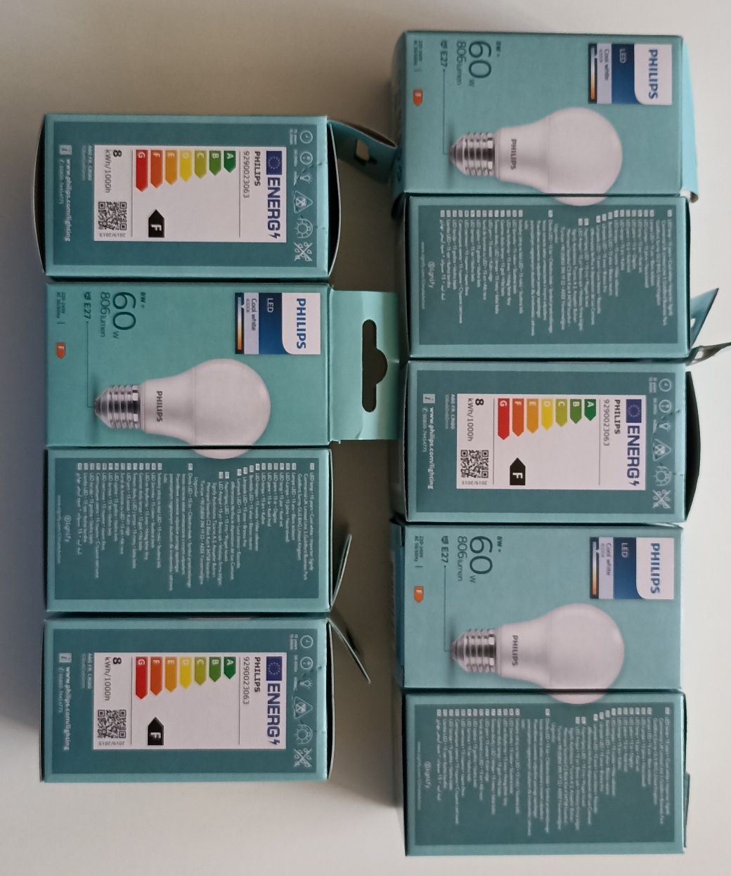 Продам 9 шт. нових світлодіодних ламп  Philips A60 E27 8W  230V