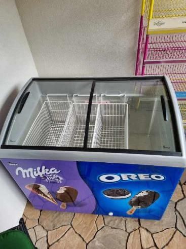 Zamrażarka sklepowa na lody, używana