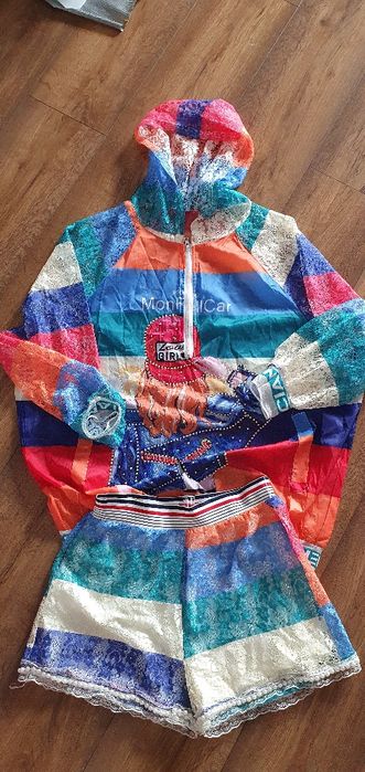 Zjawiskowy komplet spodenki i bluza