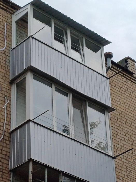 Застекление балкона / Обшивка балкона /Лоджия