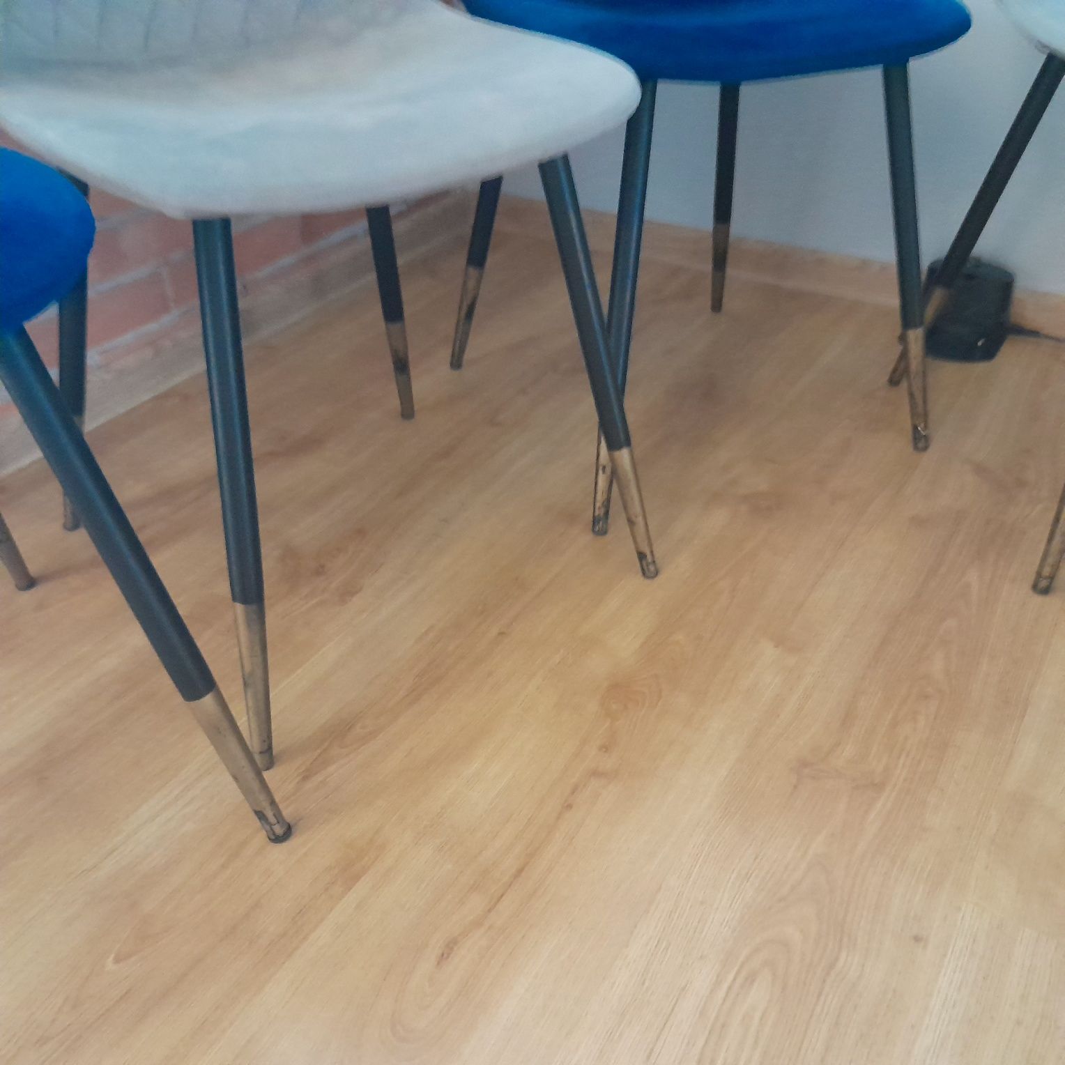4szt komplet krzesła homla welurowe Velvet szare krzesło granat