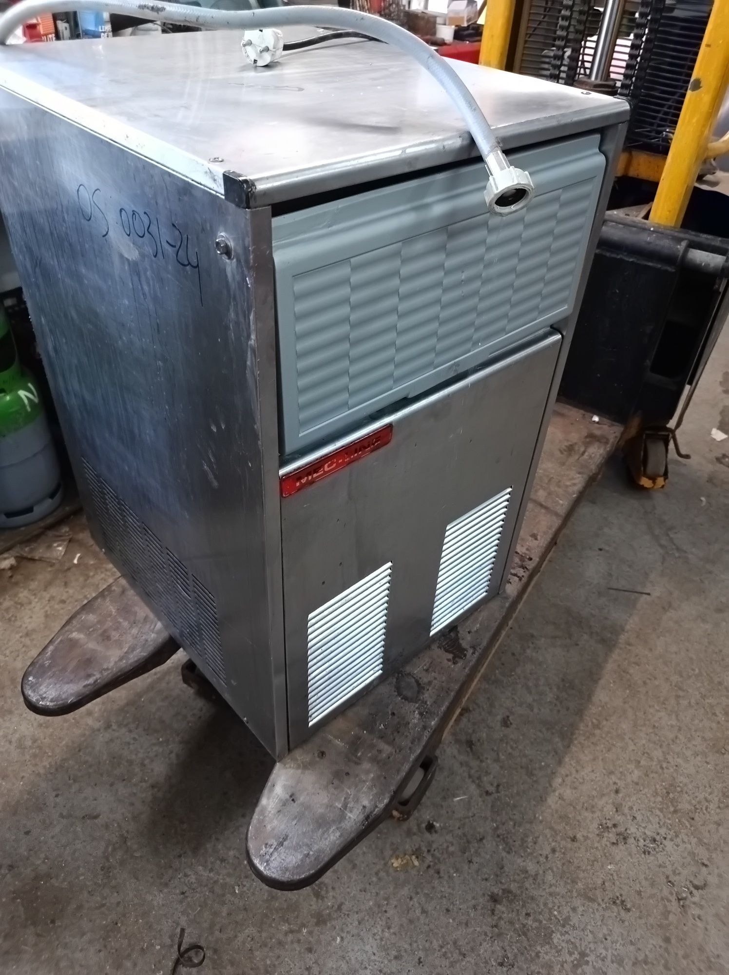 Máquina de gelo 30 k