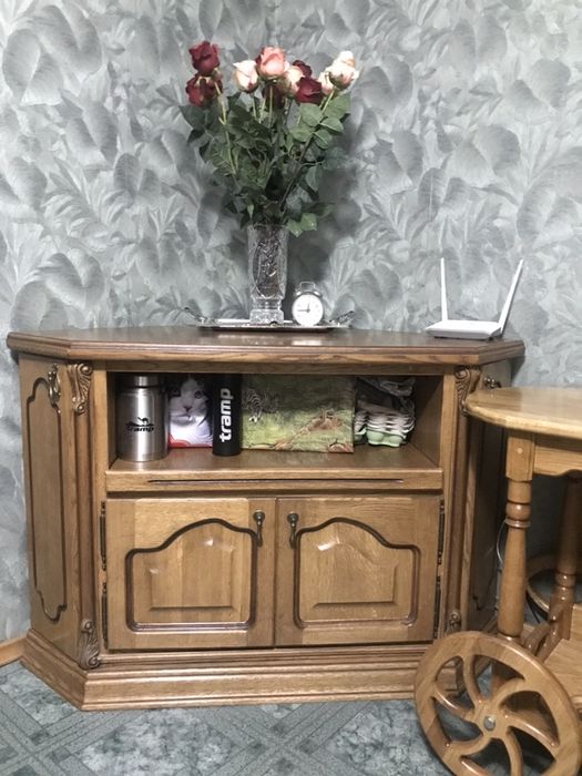 Комод  Дубовый шкаф натуральный дуб