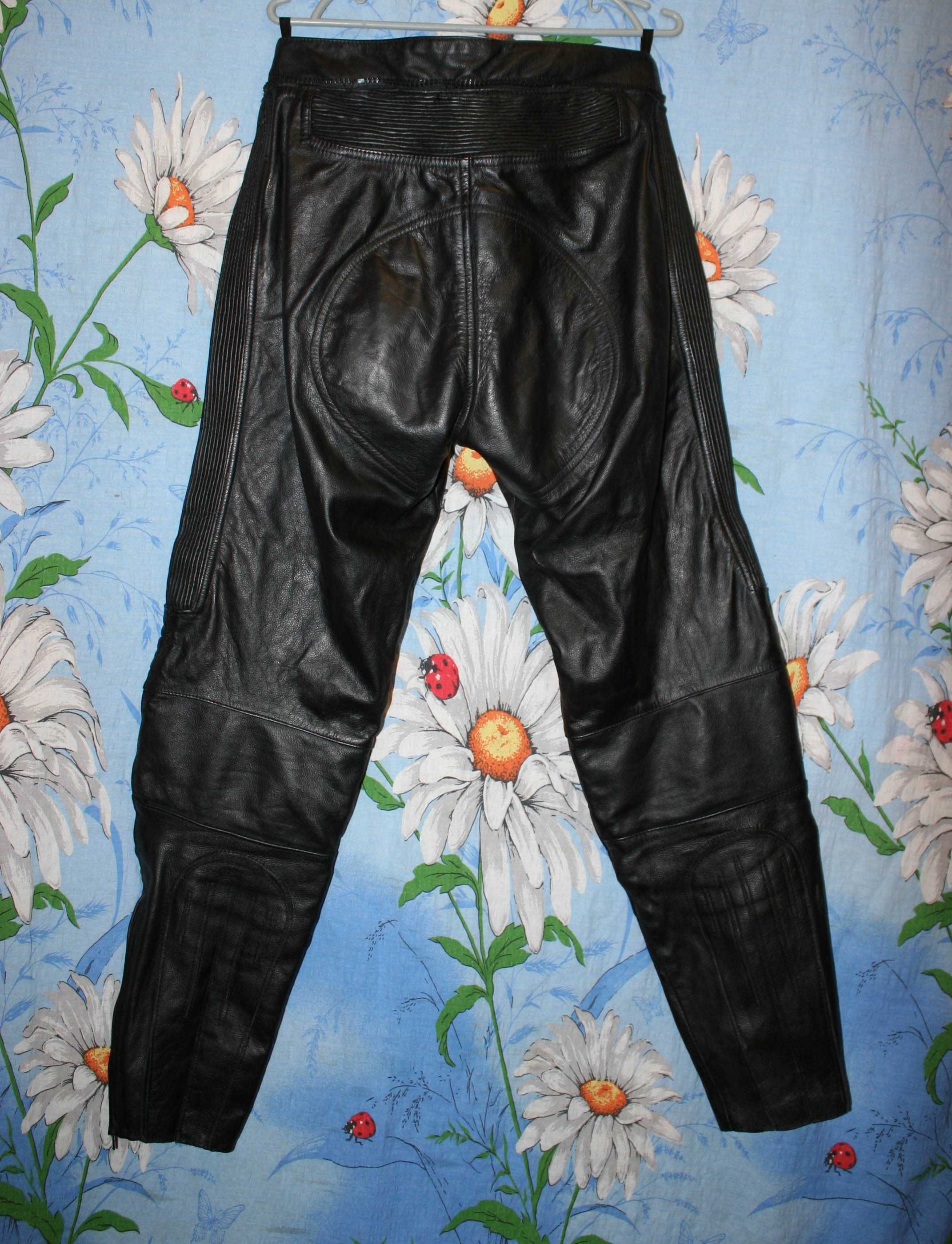 Кожаные штаны Leathers,Takai 42 р,защита Hiprotec.