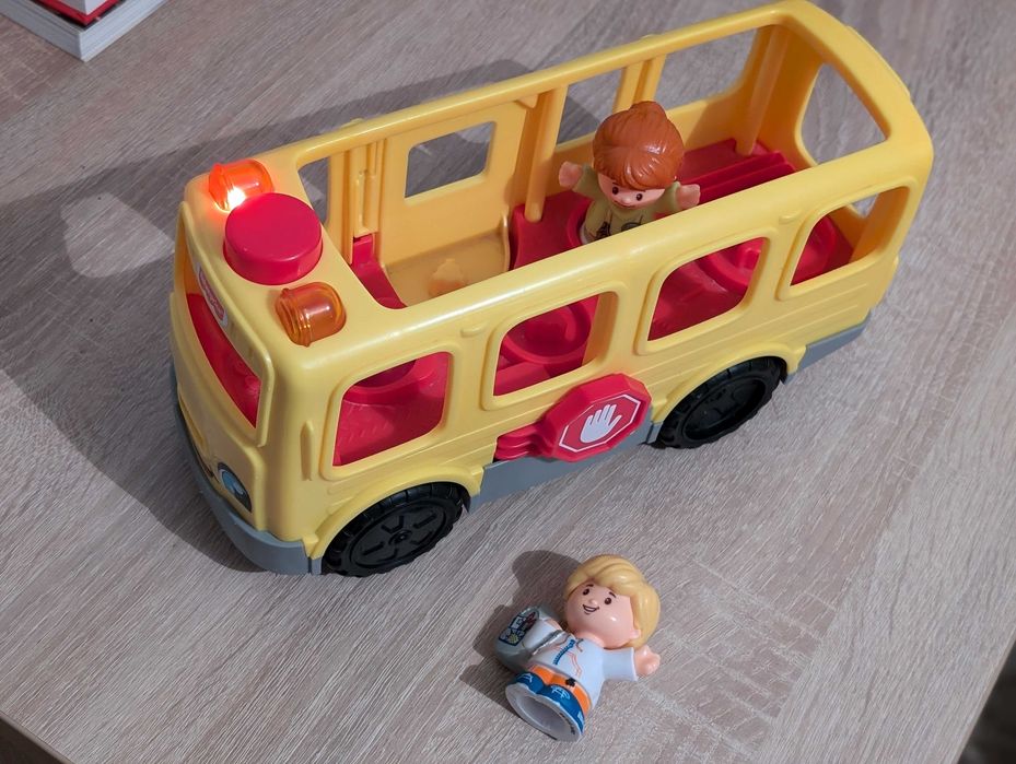 Fisher-Price Little People Autobus Małego Odkrywcy