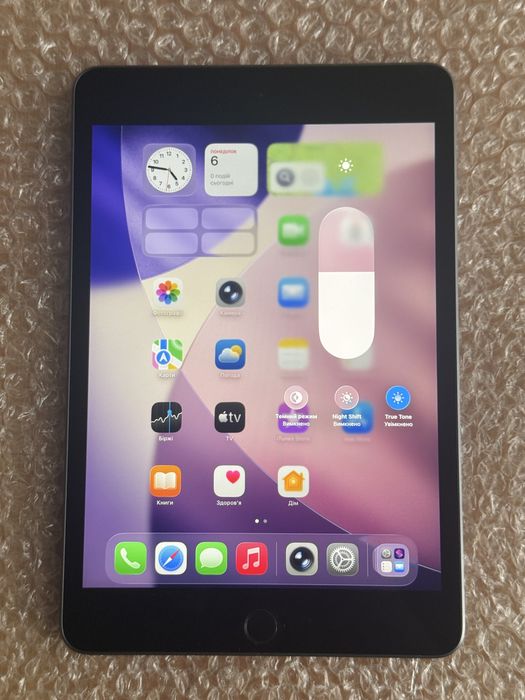 Apple iPad mini 5 64gb WIFI Ідеал + чохол otterbox 99% батарея