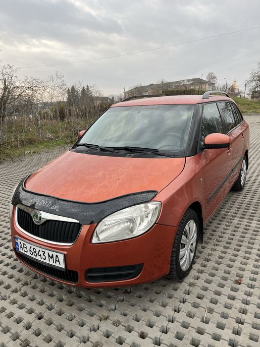 Фабія 2008 рік 1.4 бензин