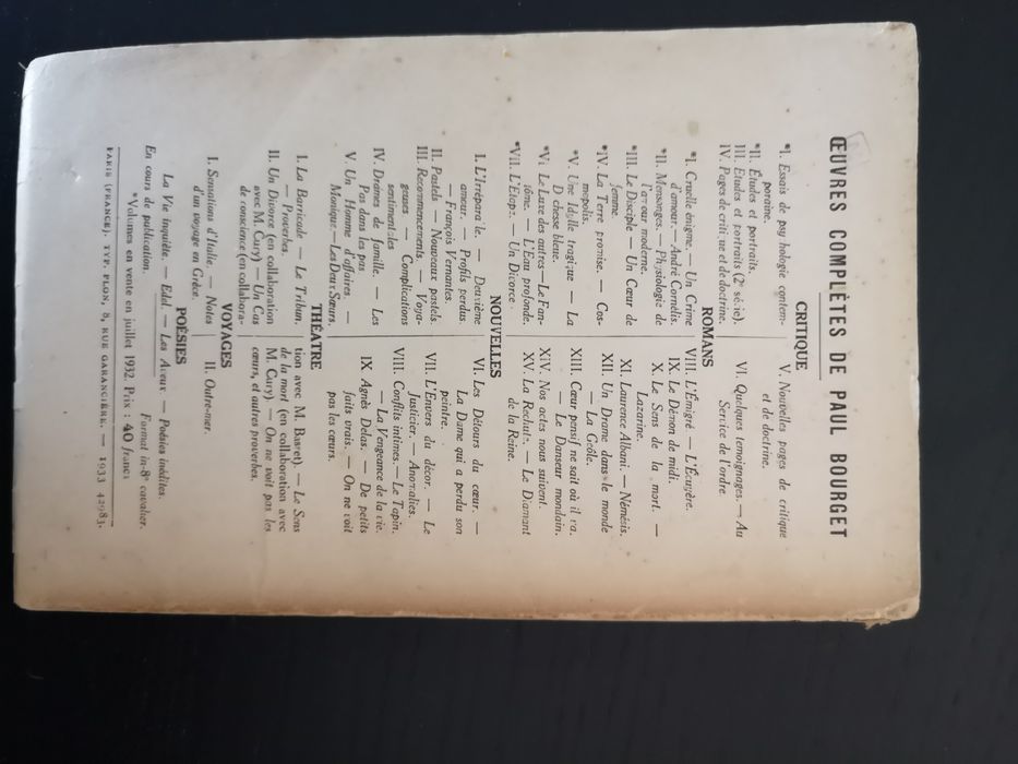 Livro em Francês "Au Service De L'ordre" 1933