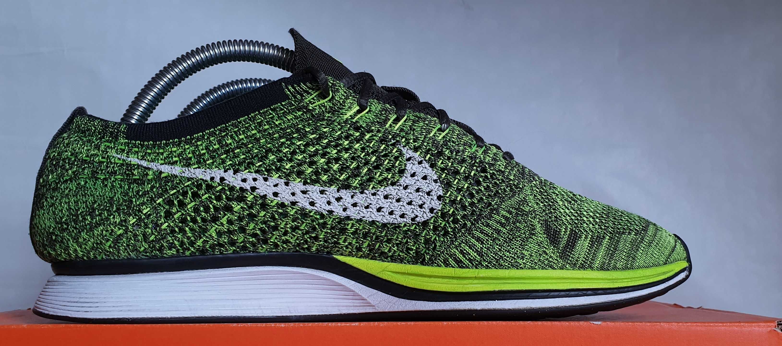 Nike Flyknit Racer Volt Sequoia 2016 9US/42.5EUR