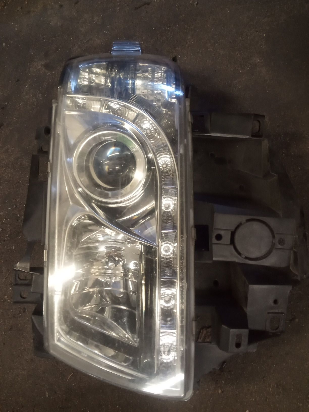 Reflektory VW T4 lampy polift