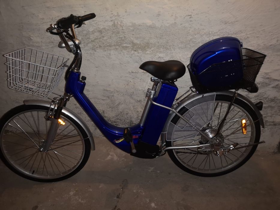 Nowy rower elektryczny hybrydowy tourde