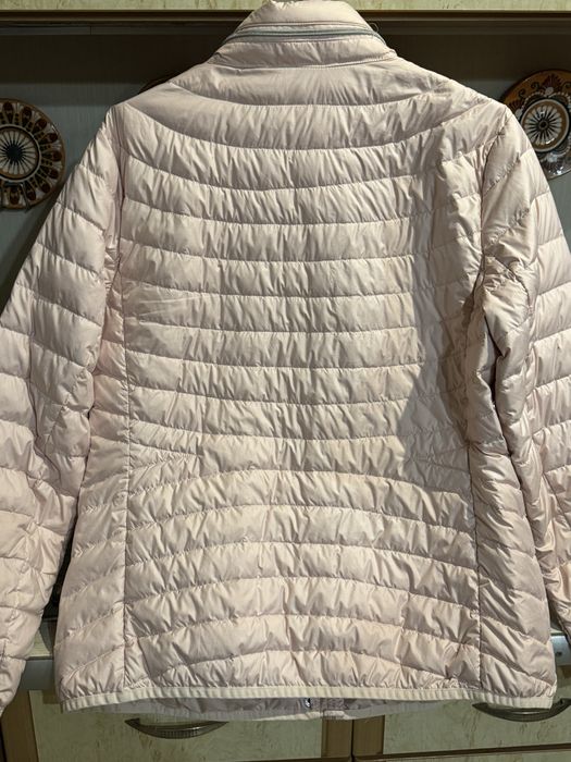 Легка пухова куртка , жіноча  , ніжно рожевого кольору, осінь, весна