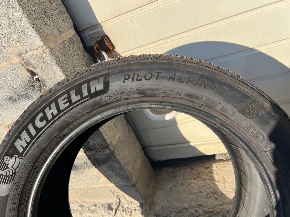 Michelin Pilot Alpin 5 SUV 285/45 R21