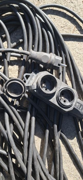 Przedłużacz gruby linka OW 3x2,5 H05RR-F 300/500V czarny 50 metrów