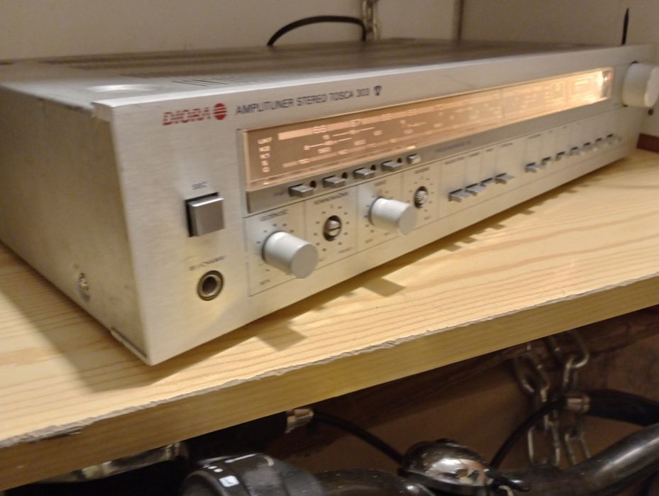 Amplituner stereo UNITRA Tosca 303 tanio.