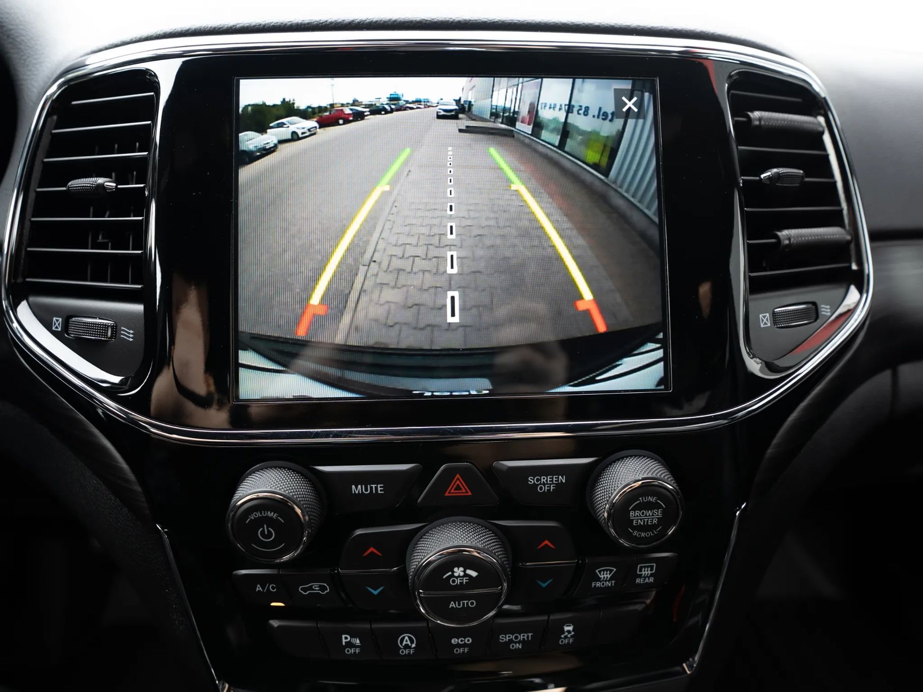 Jeep Grand Cherokee Laredo Altitude 4x4 , 3.6 , 2020 , stan bdb