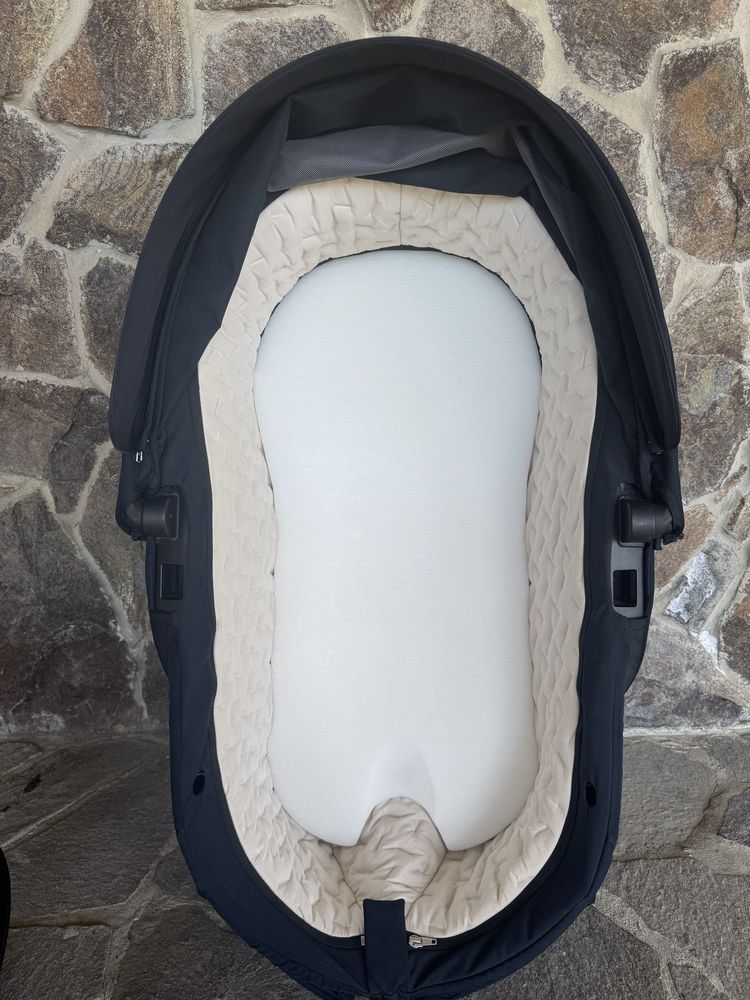 Коляска stokke v6