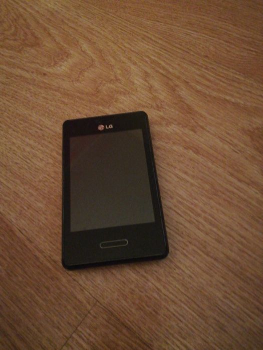 Smartfon LG malo używany
