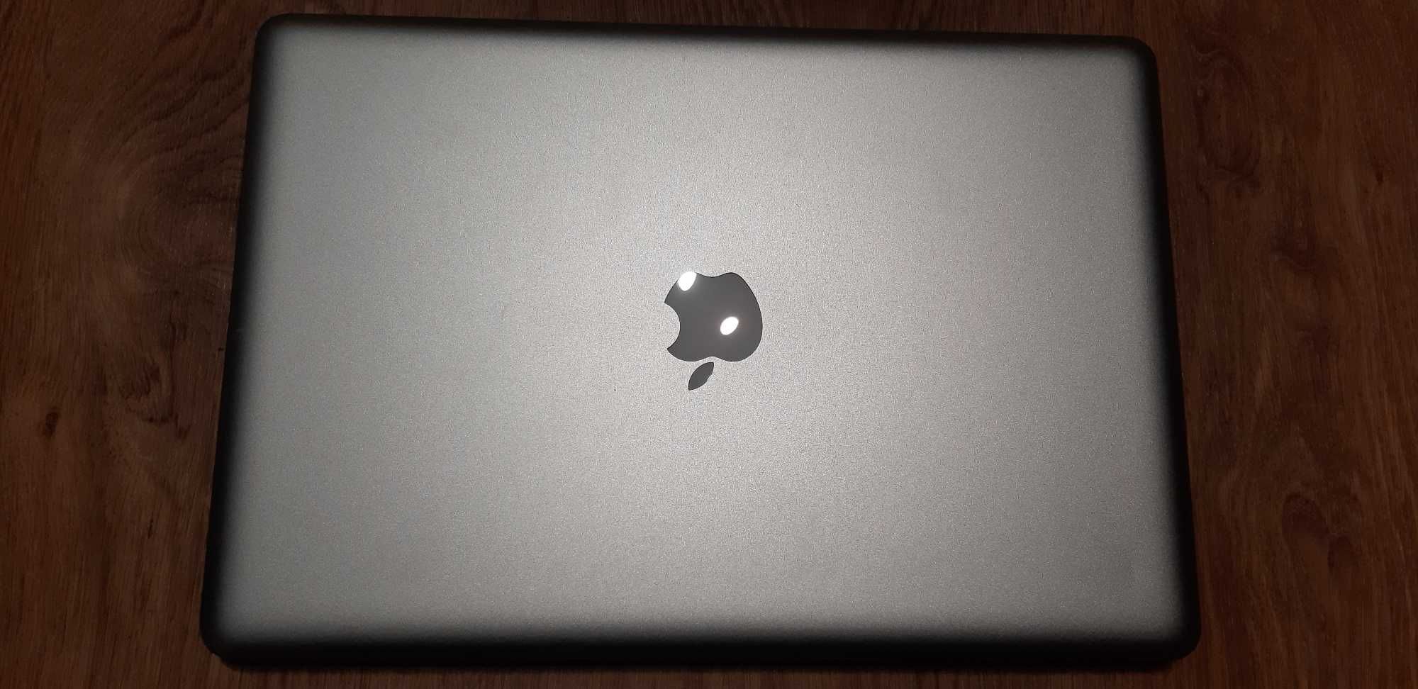 MacBook Pro 15" rok 2011, i7