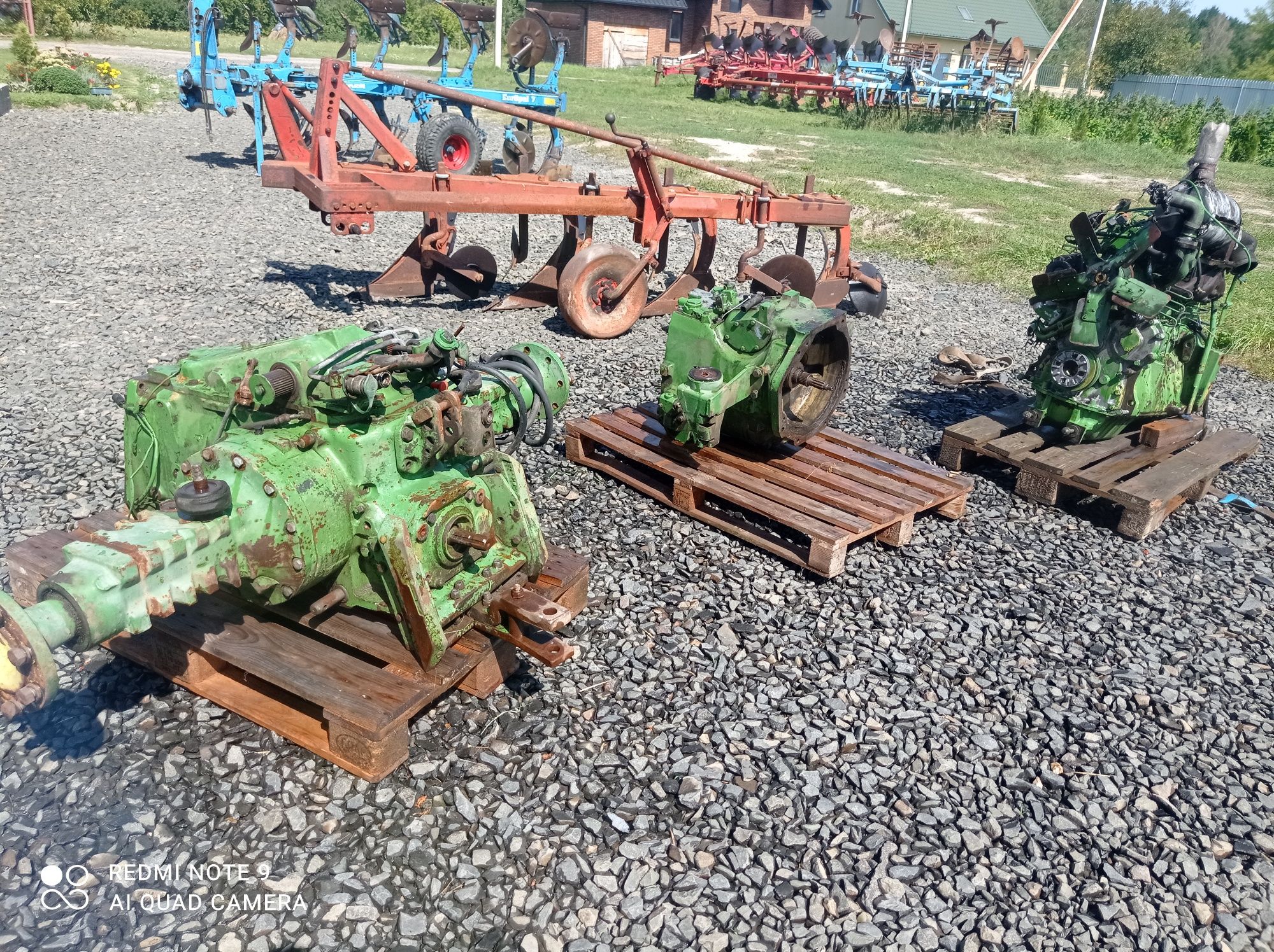 Продам міст задній і коробку  до трактора Jon Deere 2140