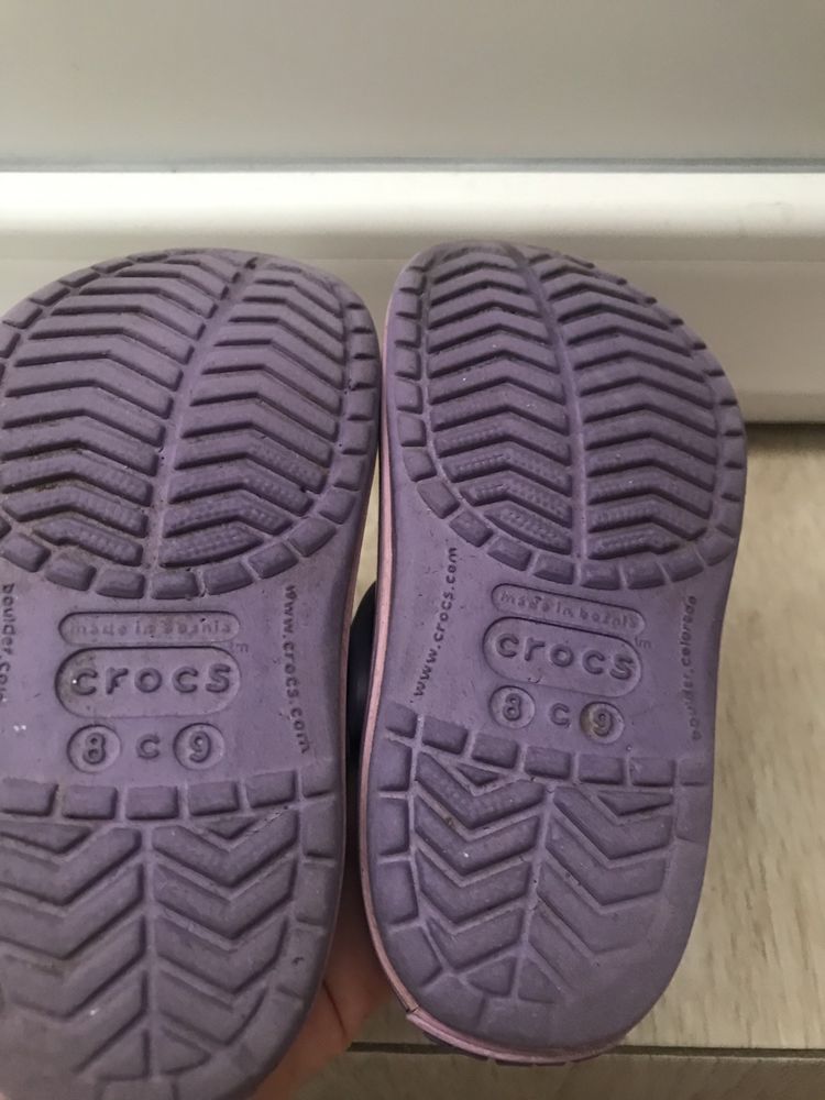 Crocs 8-9 на девочку