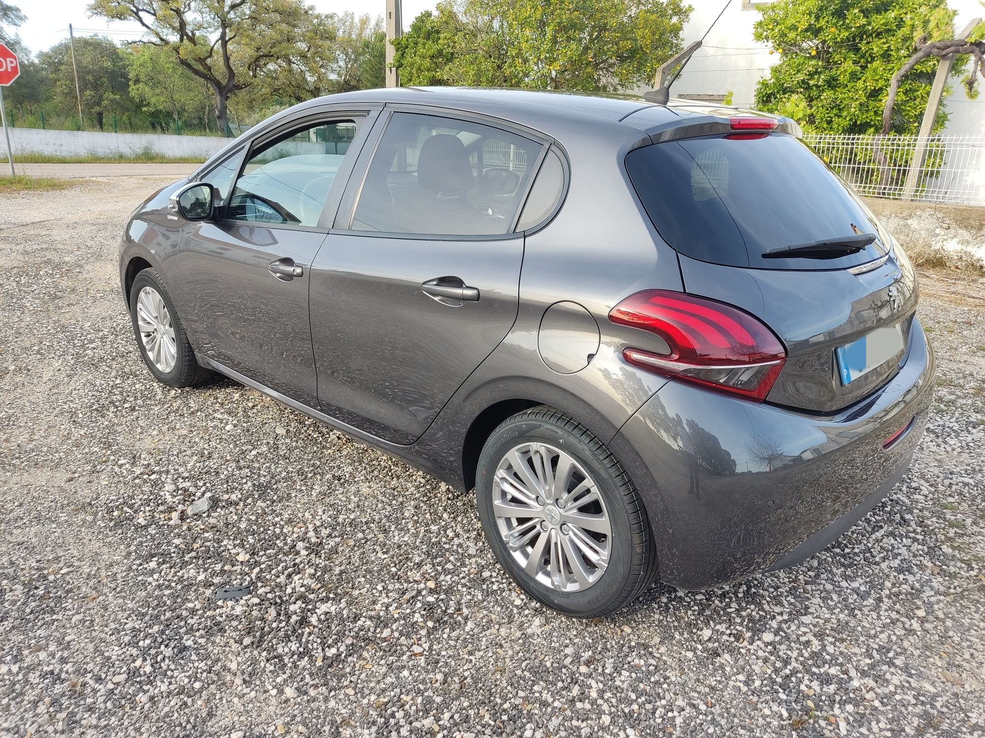 Peugeot 208 1.2VTI - 2018