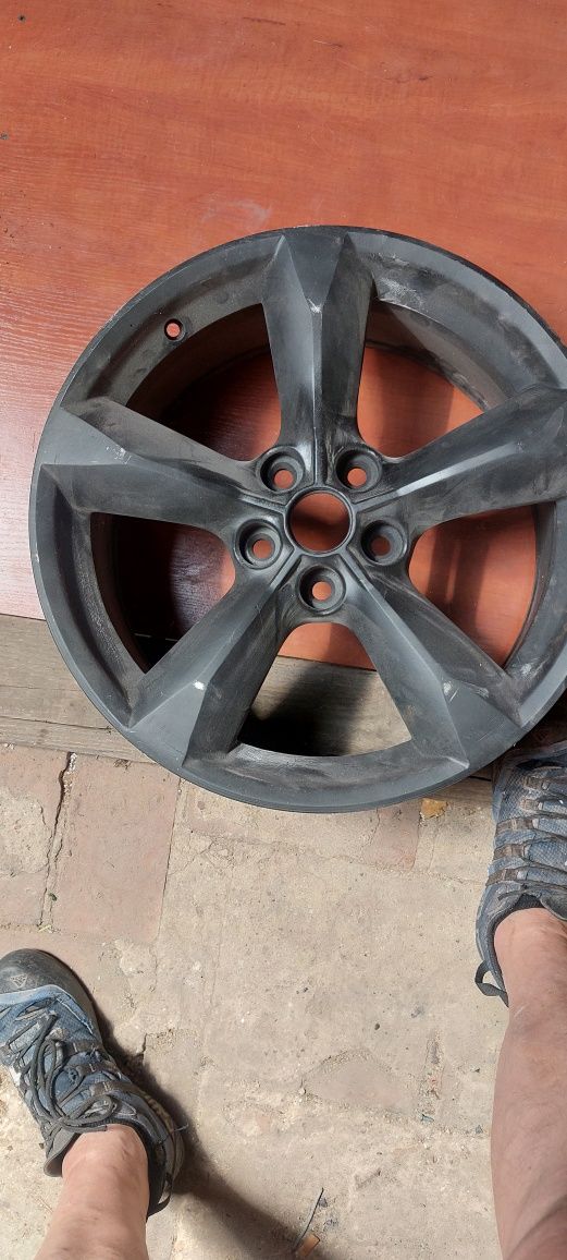 Sprzedam felga mam rs2-8019 5×114,3 et45