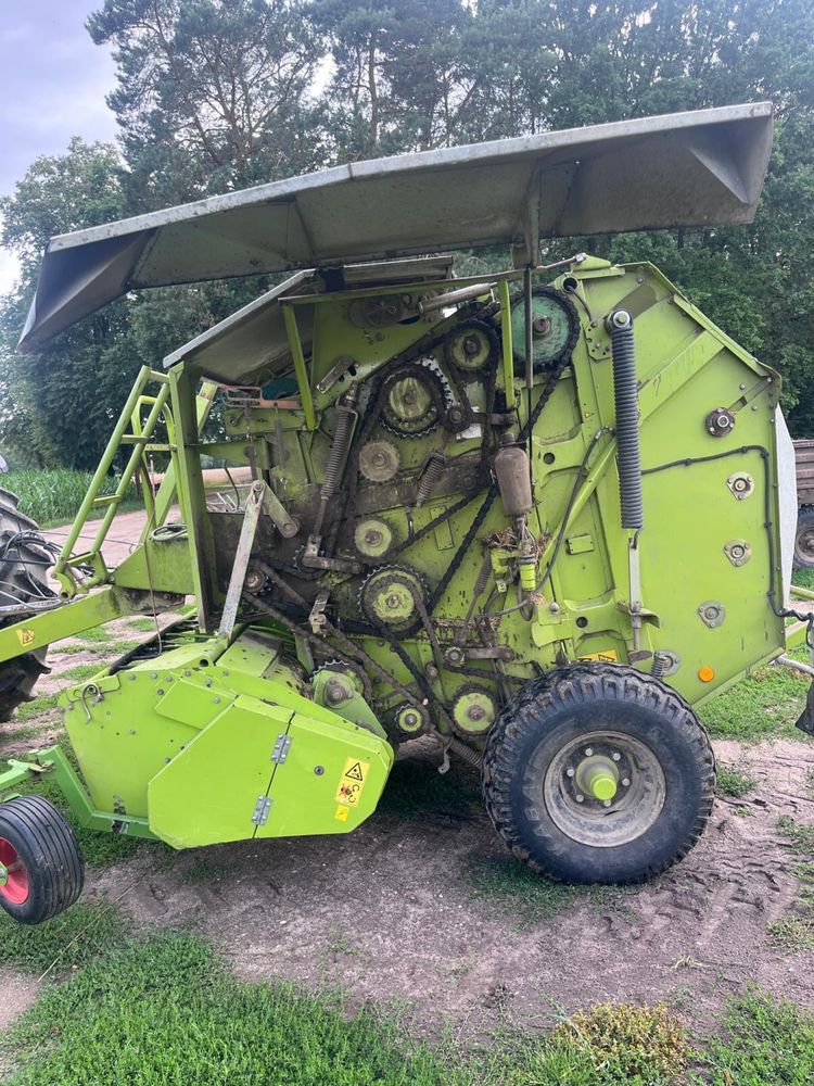 Claas rollant 250