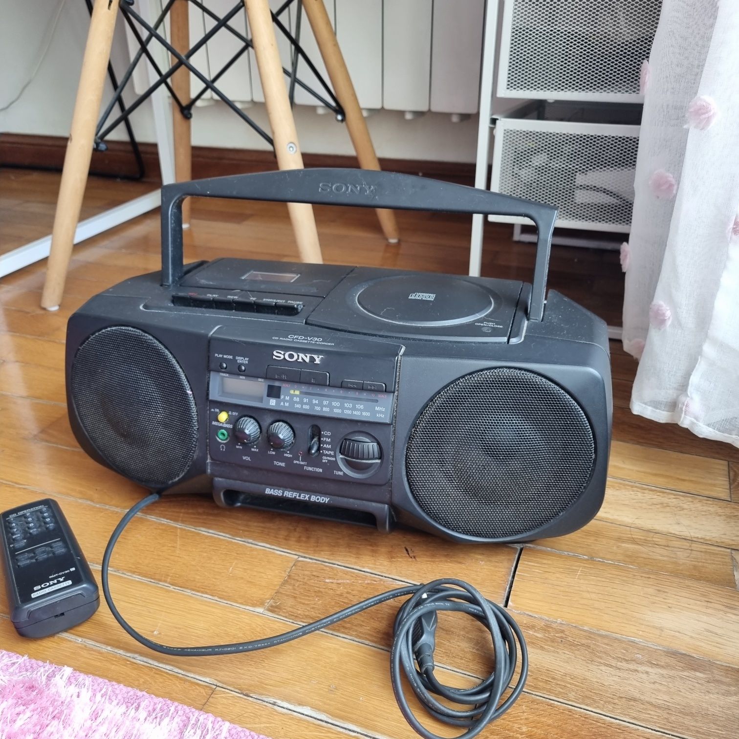 Leitor de CDs e Rádio da Sony