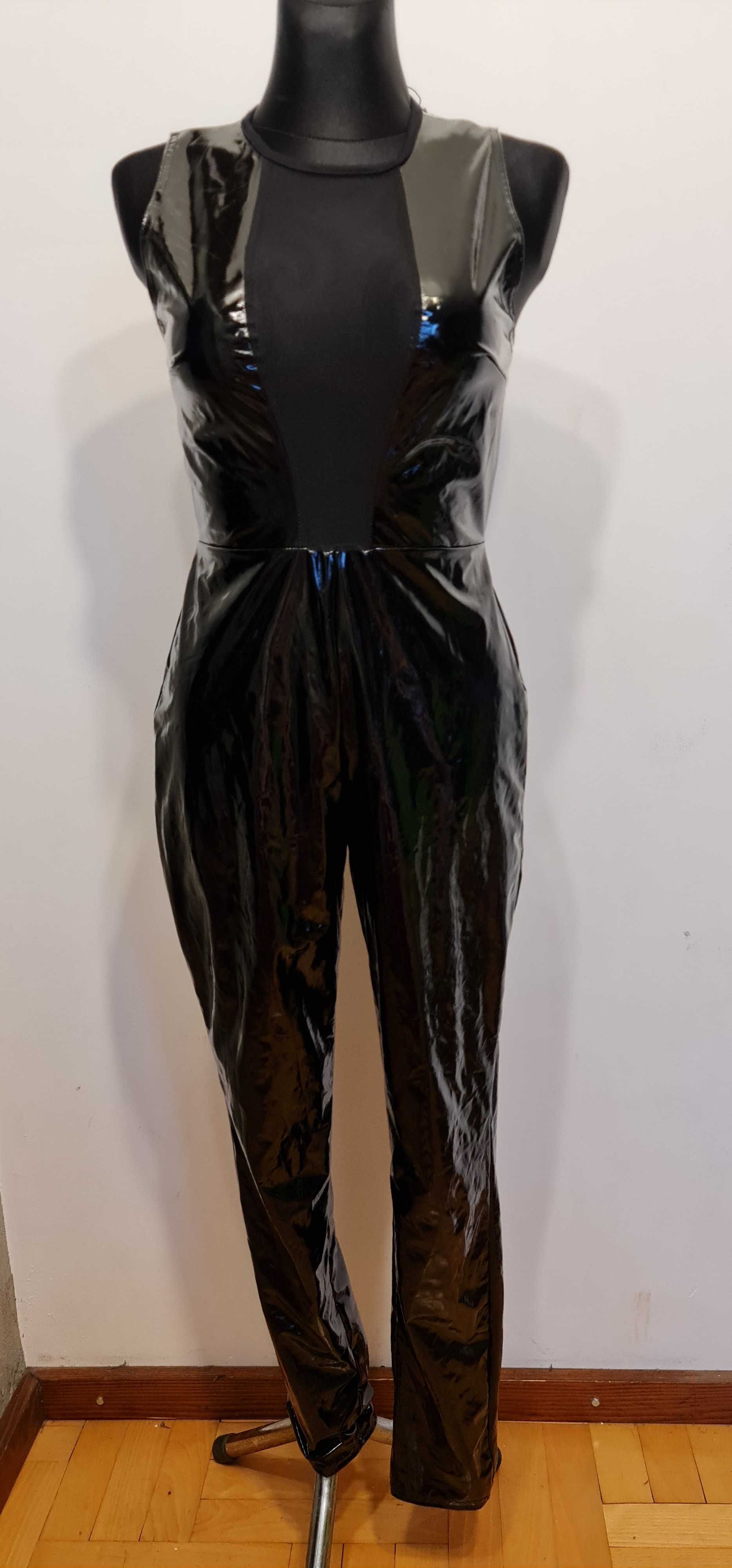 2500 Pretty Little thing winylowy kombinezon Catwoman  rozmiar S