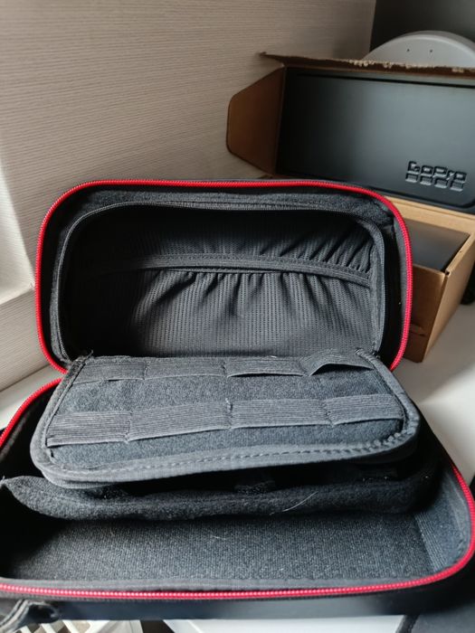 GoPro Hero 9 plus zestaw akcesoriów, 3 baterie, ładowarka, futerał