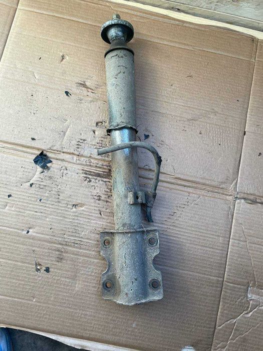 Стойка передняя амартизатор Форд Транзит 2.5 1992-2000 год