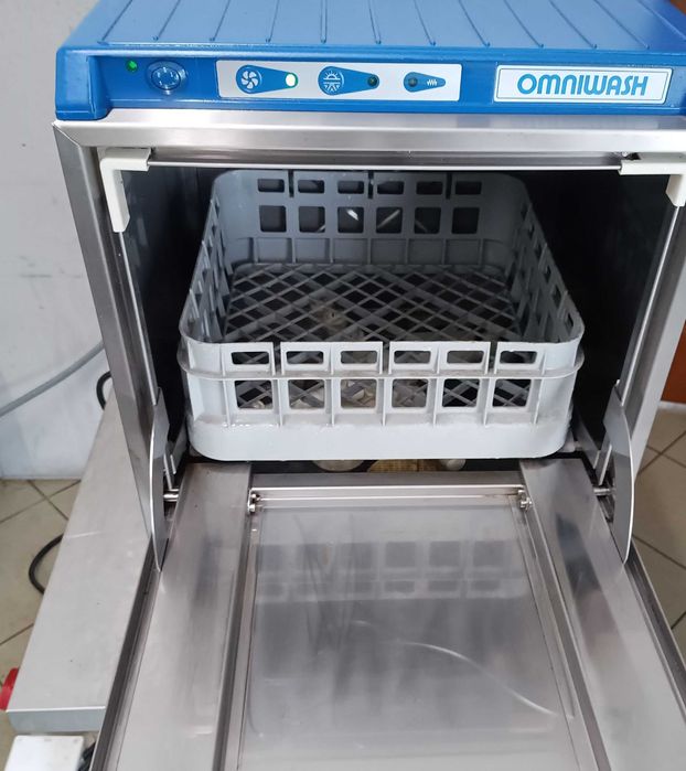 Zmywarko wyparzarka gastronomiczna Omniwash Magic A35 do szkła
