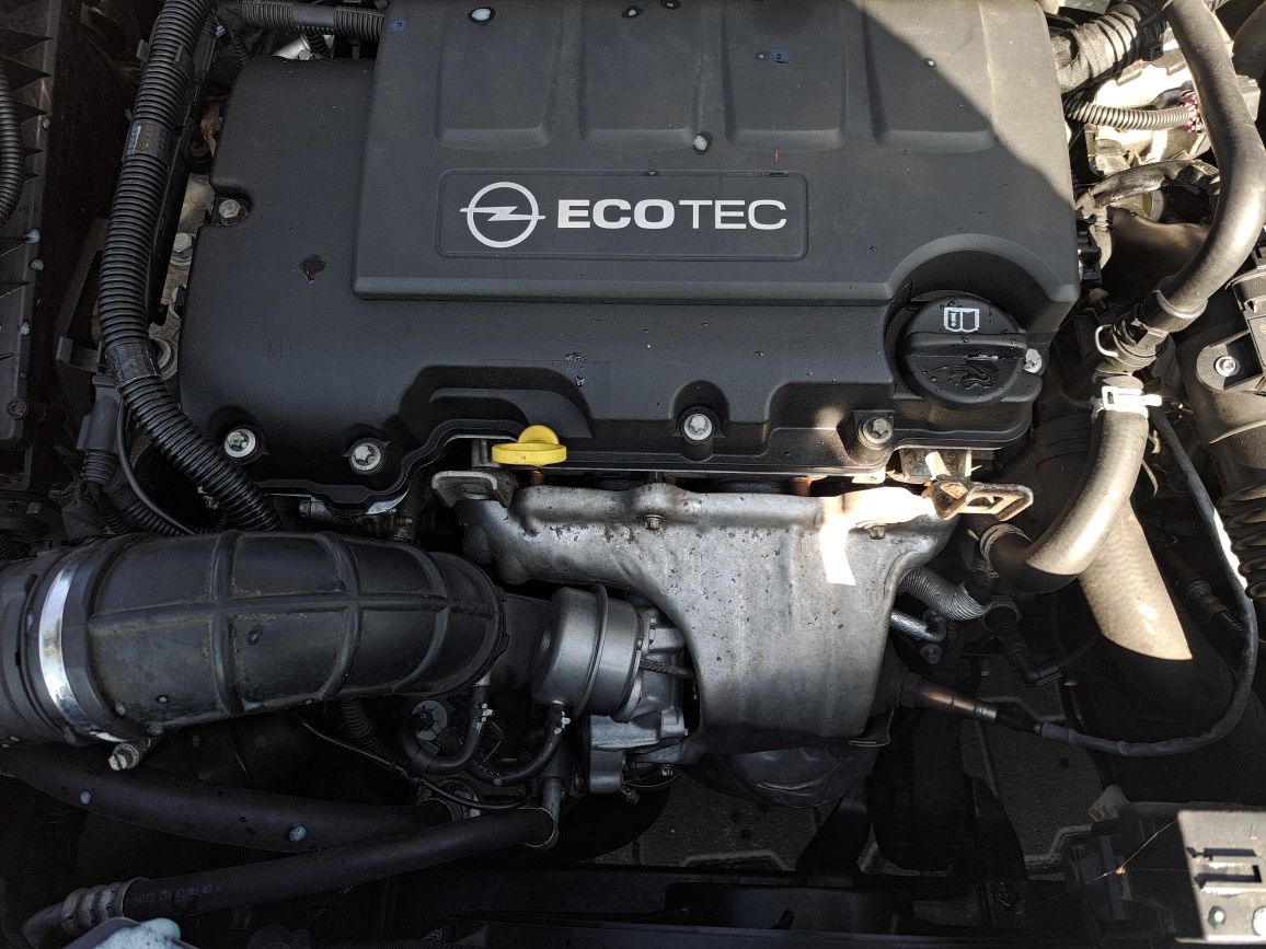 Opel Astra J 1.4 Turbo opłaty ważne na rok