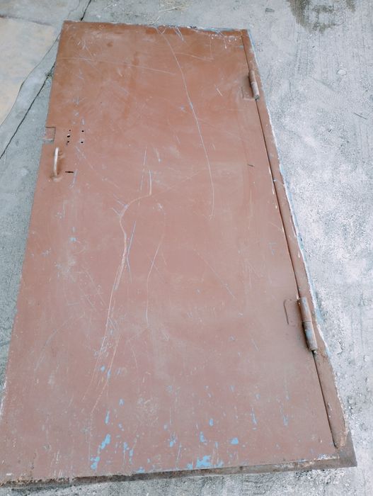 Дверь входная металлическая