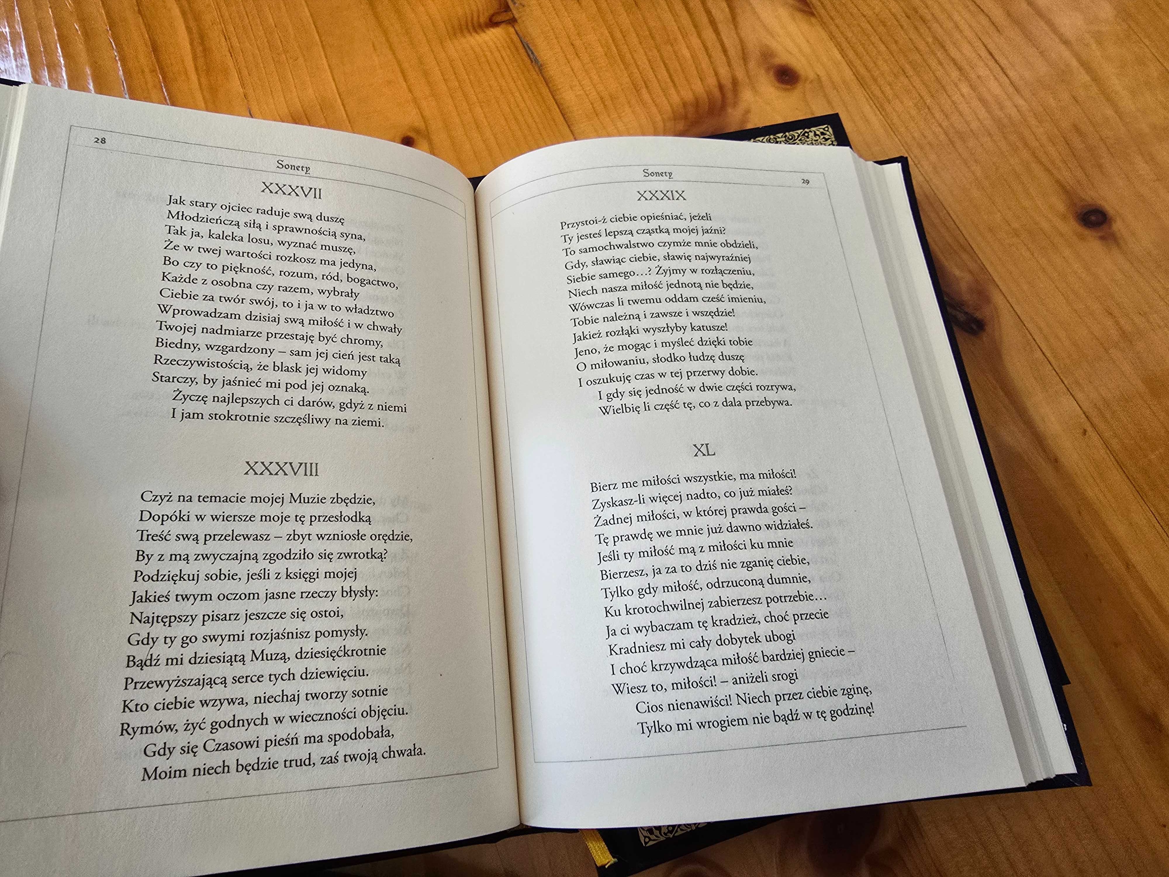 Komplet dzieł Shakespeare’a – Kolekcja Hachette, 40 tomów, dwujęzyczne