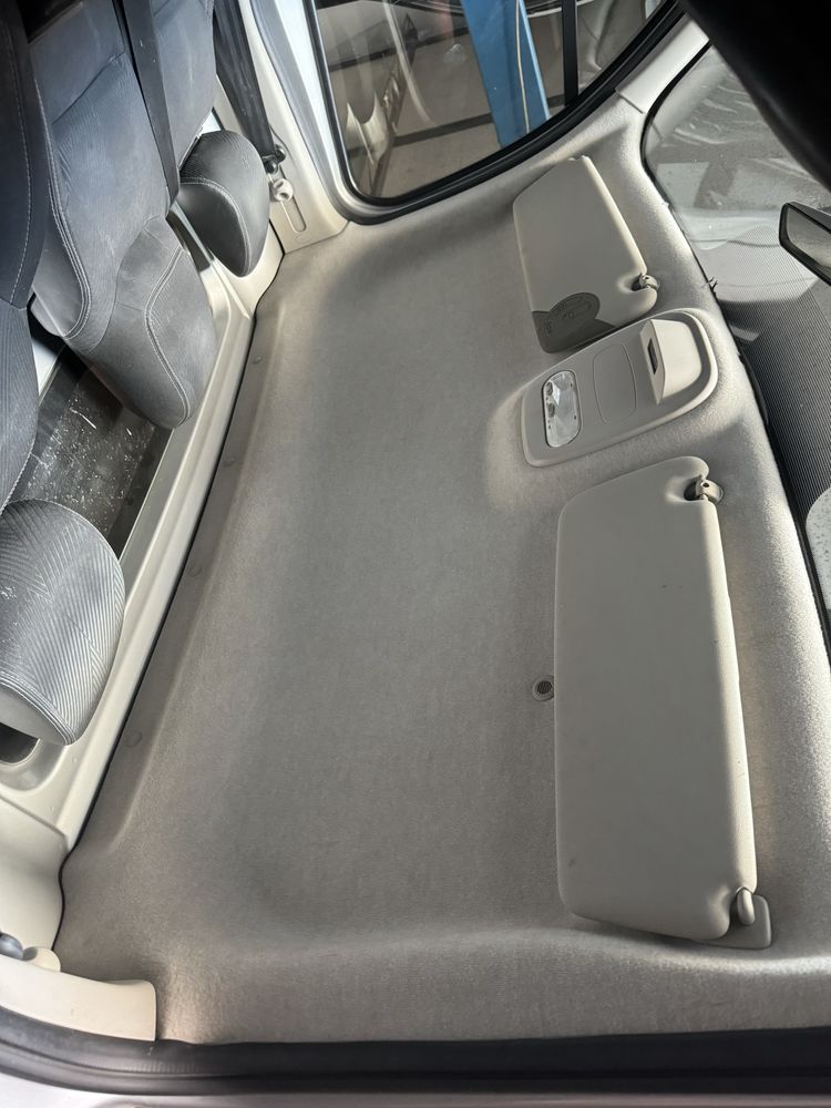 Podsufitka sufit Renault Trafic III Vivaro B Talento cieżarowy