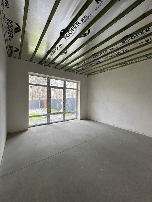 Будинок в лісовій Бучі з наповненням, поруч Бучанский міський парк