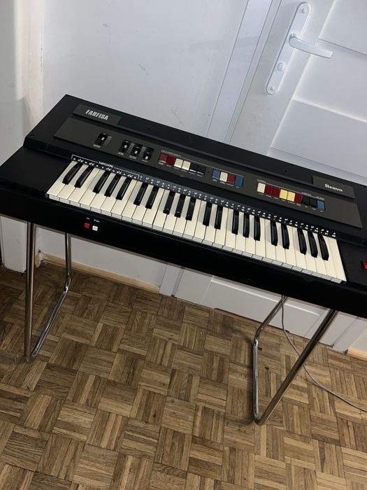Organy Farfisa Bravo