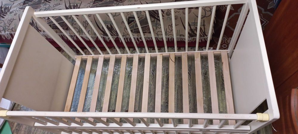 Дитяче ліжко 0-4