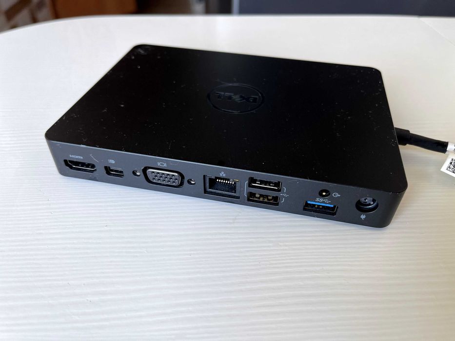 Продаю док-станцию DELL WD15