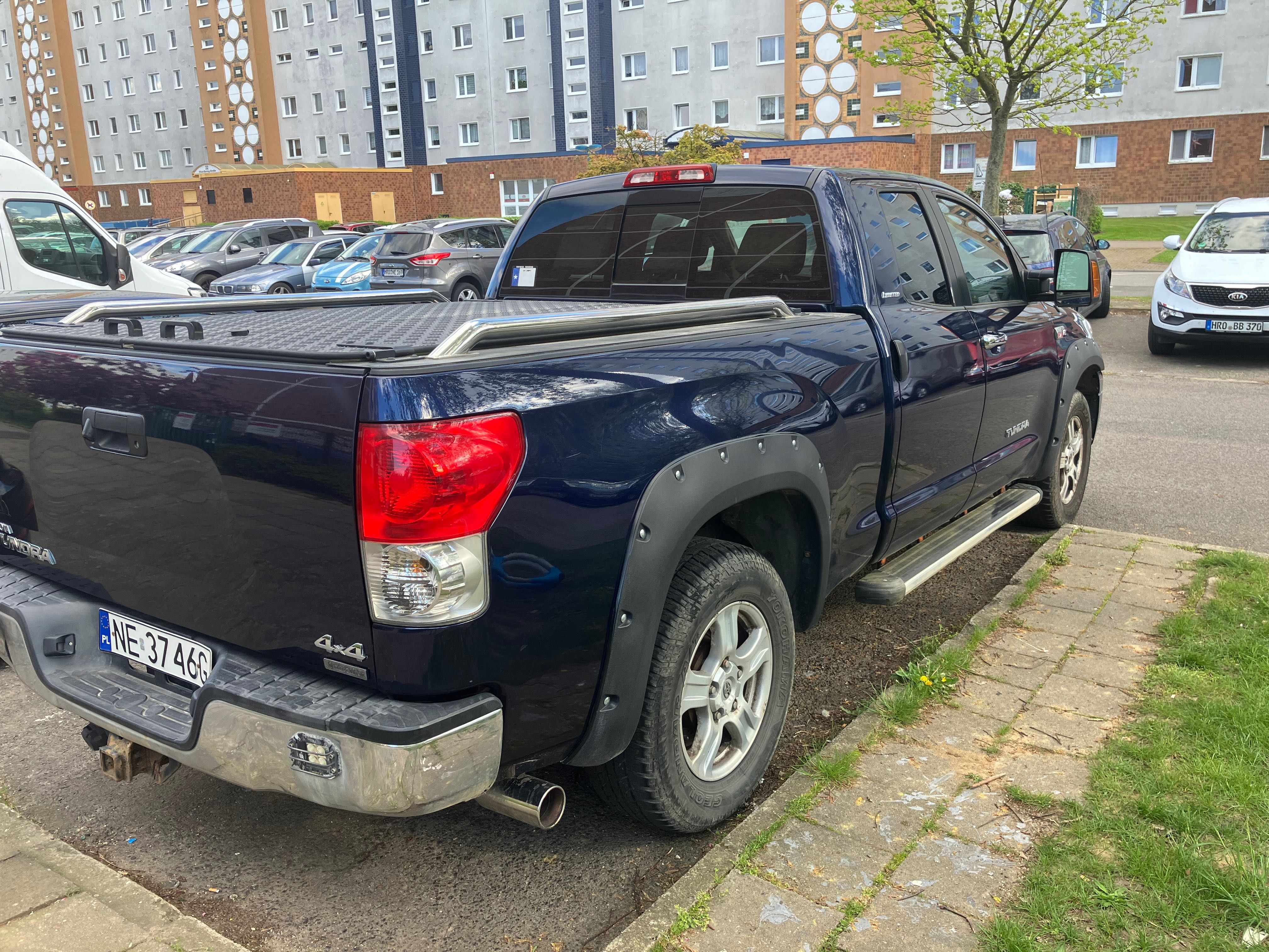 Toyota Tundra 5.7 V8 4x4 Limited pickup + LPG. Możliwa zamiana- kamper