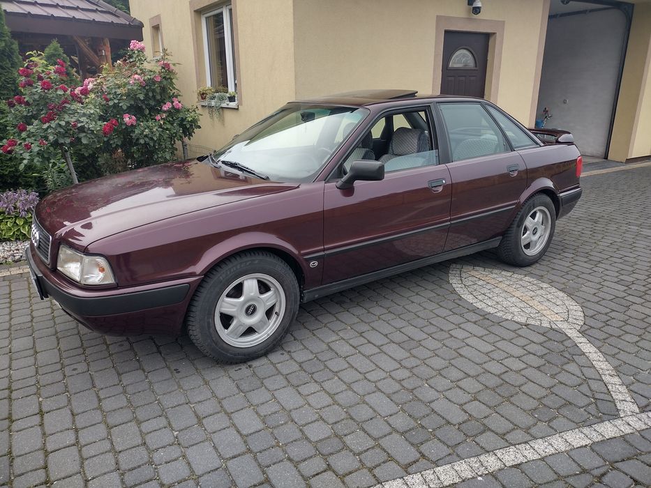 Audi 80 2,0 gaz w oryginale Klasyk