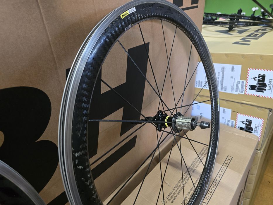 Par de rodas mavic cosmic pro carbon