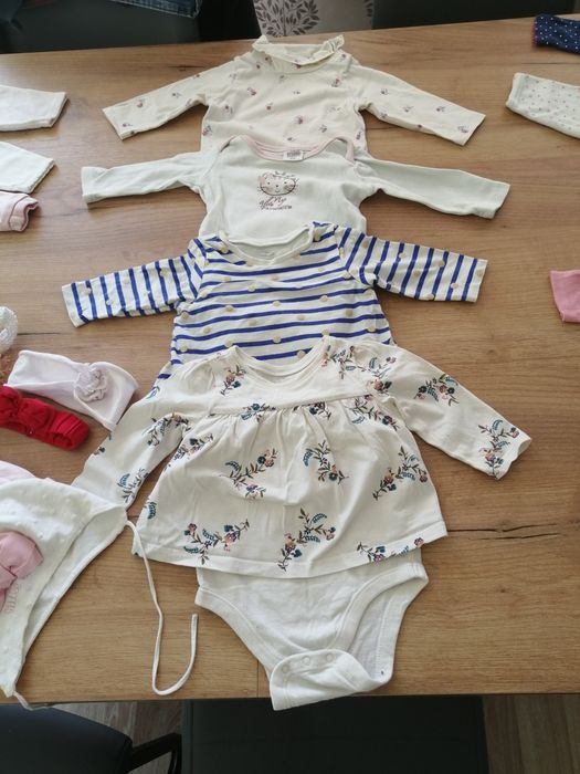 Ubranka dla dziewczynki 68 rozm. 3-6 miesiecy