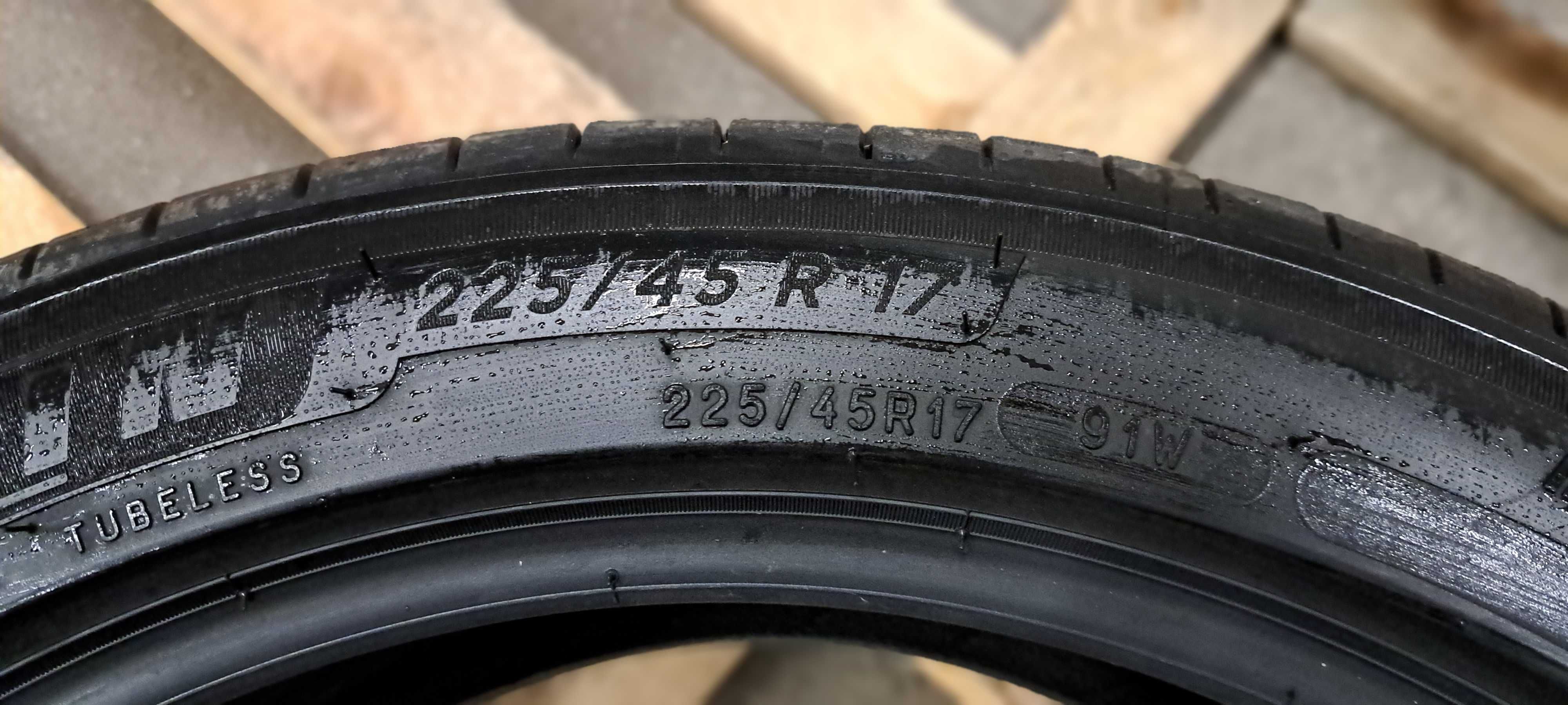 Opona letnia 225/45R17 Michelin Primacy 4 S2