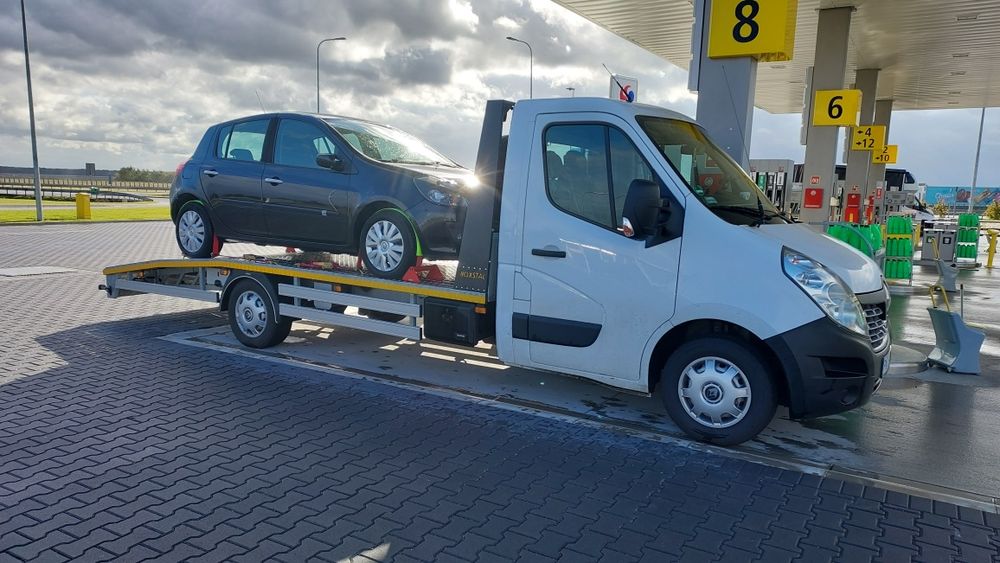 Autolaweta Laweta Autopomoc Transport Przewóz Pojazdów