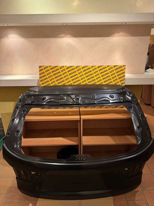 Кришка багажника mazda cx90 з електроприводом Нова Оригінал