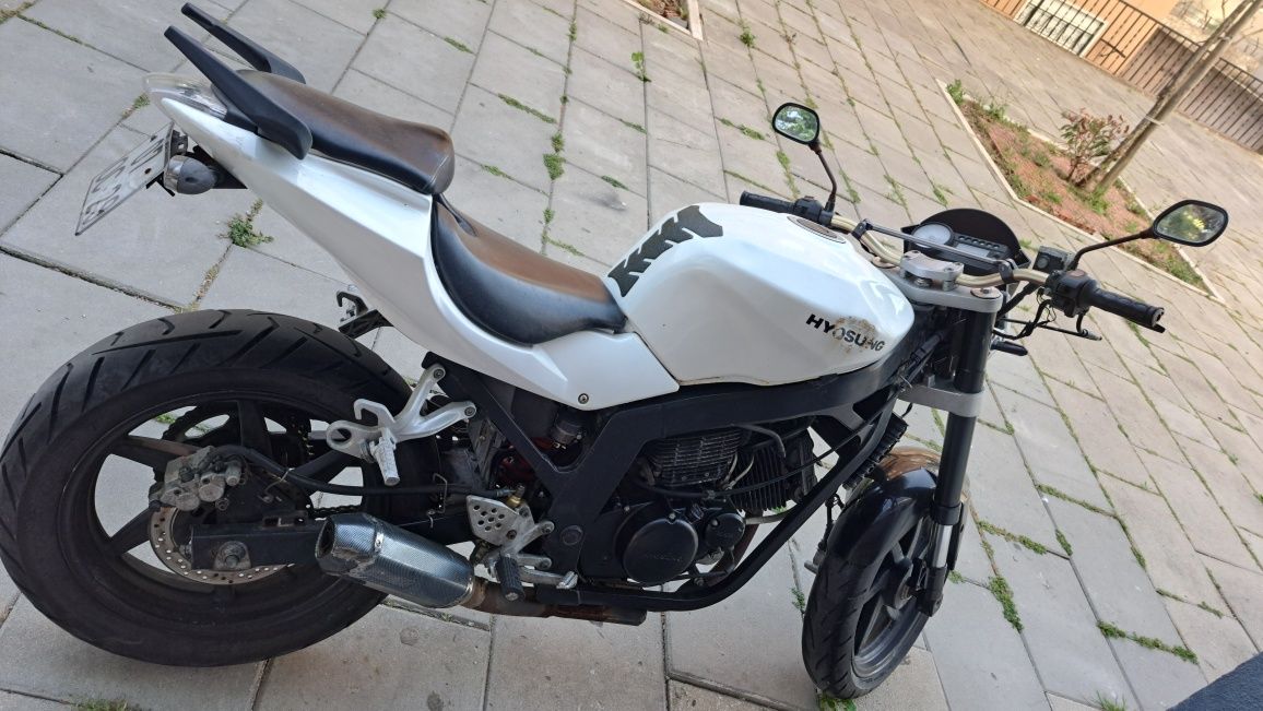 Mota Hyosung Comet Gt 250Cc